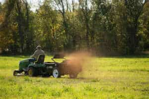 Ground Driven Compact Manure Spreaders Cuft